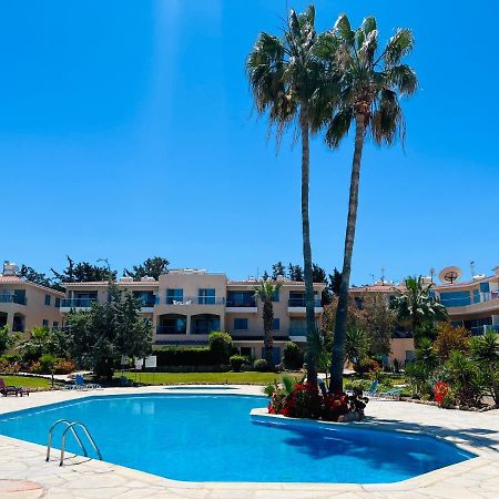 Golden Palms Paradise Garden Paphos 外观 照片